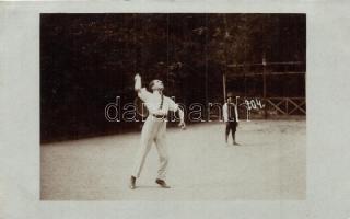 Teniszjátékos Marienbadban, Hans Lampalzer felvételei, 3 db fotó képeslap hátoldallal // Tennis player at a Marianske Lazne tennis court, 3 unused photo postcards