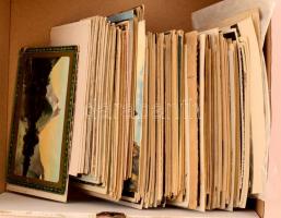 292 db vegyes külföldi városképes lap. Nagyon vegyes anyag jobbakkal!