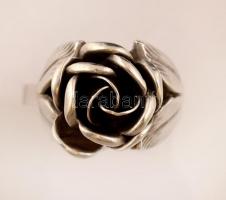 Ezüst rózsás  gyűrű, Ag., nettó: 3,5gr., jelzett, méret:56 /Silver ring, net, Ag. 3,5 grams, marked,...