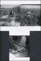 cca 1984 Az Agárd hajó legénysége szárazon és vízen, 11 db finoman erotikus fénykép, korabeli negatí...