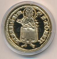 DN A legértékesebb magyar érmék - Károly Róbert aranyforintjának replikája aranyozott Cu emlékérem COPY beütéssel, tanúsítvánnyal (40mm) T:PP