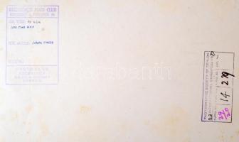 cca 1970 Vincze János: Úton, feliratozott vintage fotóművészeti alkotás, 22,5x39,5 cm