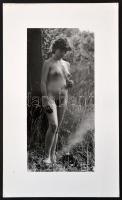 cca 1975 Erdei ciróka, jelzés nélküli vintage fotóművészeti alkotás, kasírozva, 40x23 cm / erotic photo, 10x23 cm