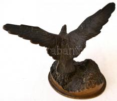 Turul madár, bronz szobor jelzés nélkül, 16x21cm