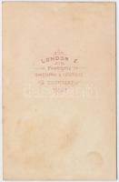 cca 1870 Ismeretlen ungvári férfi portréja, London Z. műterme, Ungvár, keményhátú fotó, 10x6 cm