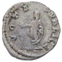 Római Birodalom / Róma / Geta 203-208. Denár Ag (3,39g) T:2,2-
Roman Empire / Rome / Geta 203-208. ...