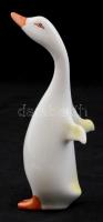 Hollóházi lúd, kézzel festett, jelzett, kopásnyomokkal, m: 15 cm