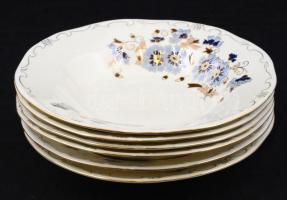 Zsolnay búzavirág mintás étkészlet, kézzel festett, egy tányéron máz alatti hajszálrepedésekkel, egy...