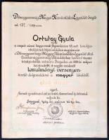 1929 A szegedi Délmagyarországi Magyar Közművelődési Egyesület oklevele Ortutay Gyula (1910-1978) részére tanulmányi versenyen elért első helyezésről + 2 db hozzátartozó újságkivágás