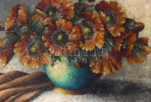 Végh jelzéssel: Virágcsendélet. Olaj, vászon, foltos, sérült keretben, 60×80 cm