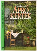 Brookes, John: Apró kertek. Zöld oázisok kialakítása szűk térben. Bp., 1993, Officina Nova. Kiadói kartonált kötés, sok színes képpel illusztrált, jó állapotban.