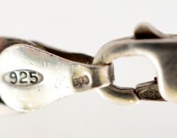 Ezüst(Ag) nyaklánc, jelzett, h: 55,5 cm, nettó: 27,9 g