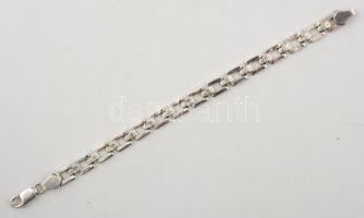 Ezüst(Ag), meander mintás karlánc, jelzett, h: 19 cm, nettó: 9,9 g