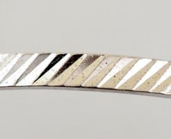 Ezüst(Ag) karperec, jelzett, d: 7 cm, nettó: 11,8 g