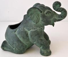 Elefánt kaspó, festett kerámia, jelzés nélkül, m:27 cm, h:33 cm