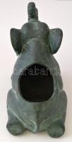 Elefánt kaspó, festett kerámia, jelzés nélkül, m:27 cm, h:33 cm