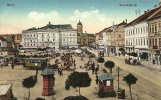 Arad, Szabadság tér, villamos, piac / square, tram, market (EK)