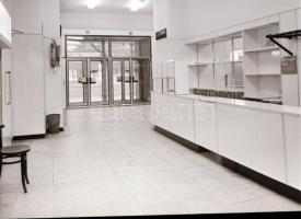 1973 Budapest, Mátra mozi kívül-belül, 7 db eredeti, szabadon felhasználható negatív, 6x7 cm