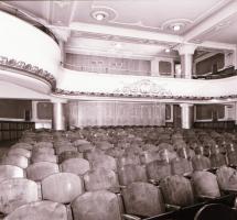 1973 Budapest, Bethlen mozi kívül-belül, 6 db eredeti, szabadon felhasználható negatív, 6x7 cm