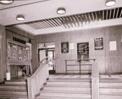 1973 Budapest, Bethlen mozi kívül-belül, 6 db eredeti, szabadon felhasználható negatív, 6x7 cm