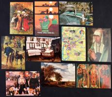 Kb. 400 db modern képeslap vegyesen, magyar külföldi városképes lapok és motívumlapok dobozban / Cca...