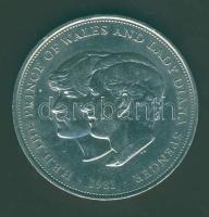 Nagy-Britannia 1981. 25p "Charles és Diana" T:2 pici ph