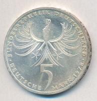 NSZK 1978F 5M Ag "Baltazár Neumann halálának 225. évfordulója" T:2 patina
FRG 1978F 5 Mar...