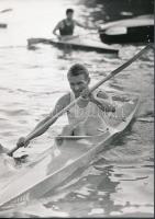 cca 1960-1990 Sportolókat ábrázoló fotók(úszó, vívó, focista, stb.), 7 db fotó, 18x13 cm