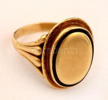 Arany (14k) pecsétgyűrű, zománc díszítéssel, jelzett, méret:60 nettó:7g