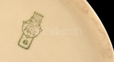 Zsolnay labdázó kisfiú, hibátlan jelzett, kézzel festett, m: 11 cm