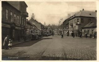 Pozsony, Pressburg, Bratislava; Utcarészlet, Leopold Herman, Samuel Rosinger, Jozef Berger üzletei / street, shops (Rb)