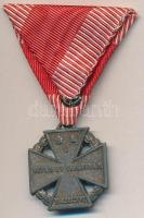 1916. "Károly-csapatkereszt" cink kitüntetés mellszalaggal T:2 
Hungary 1916. "Charl...