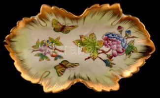 Herendi Viktória mintás leveles tálka, kézzel festett, jelzett, kopásnyomokkal, 15×8,5×3,5 cm
