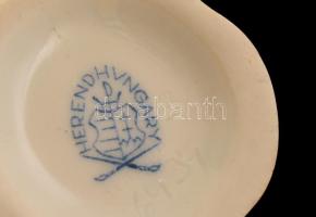 Herendi zöld virágmintás kis váza, kézzel festett, jelzett, kopásnyomokkal, m: 7 cm