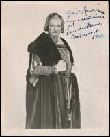 Ernster Dezső(1898-1981) operaénekes(basszus) aláírása az őt ábrázoló fotón