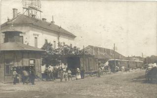 1908 Mikelaka, Micalaca. Az Arad-Hegyaljai motoros vasút állomása. Igazi érdekesség, csupán pár évig volt motoros működtetésű a vonal / motoric commuter railway station, original photo