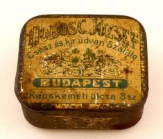 cca 1890 Dobos C. József Csász. és kir. udvari Szállító fémdobozka, kopottas, 4x5x2 cm.