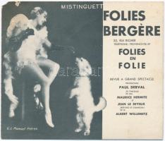 cca 1930 Folies Bergére francia párizsi varieté reklámja és műsorfüzete, sok képpel, kis sérüléssel / cca 1930 Paris, The Folies Bergere cabaret music hall, with small fault