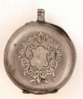 cca 1900 Remontoir cylindre svájci mechanikus zsebóra, törött üveglappal, szériaszámmal (23383) a fe...