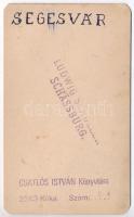 cca 1890 Segesvár, Schässburg, keményhátú fotó Ludwig Schuller segesvári műterméből, hátoldalon feli...