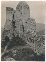 ~1910 Beckó, Beczkó, Beckov; várrom, Édes J. felvétele / castle ruin. photo (12 × 9 cm)
