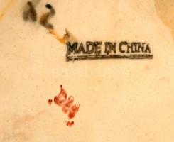 Kínai porcelán padlóváza, kézzel festett, jelzett. kopásnyomokkal, m: 60,5 cm