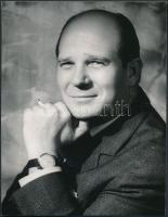 cca 1965 Pécsi Sándor (1922-1972) színművészről készült 4 db vintage negatív felvétel, 9x6 cm és 1 d...