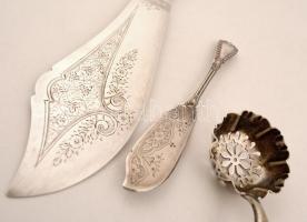 Ezüstözött evőeszközök, 3 db: tortalapát bakelit nyéllel, porcukorszóró, pástétom szedő, 2 jelzett, ...