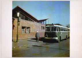 cca 1970 Kecskemét, távolsági autóbusz pályaudvar, korabeli negatívról készült mai nagyítás 18x25 cm-es fotópapírra