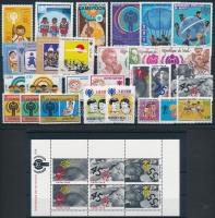 Nemzetközi Gyermekév 29 klf bélyeg + 2 klf blokk 2 stecklapon International Children Year 29 diff st...