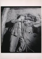 cca 1952 Budapest, a metró építése kézi erővel, bányászati módszerekkel, Kotnyek Antal (1921-1990) f...