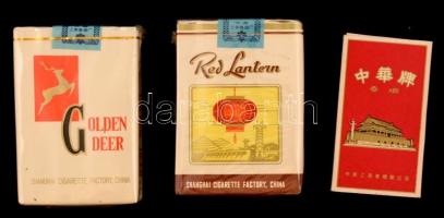 3 db. kínai gyártmányú cigaretta, (Red Lantern, Golden Deer, CAAC), kettő bontatlan csomagolásban, de a harmadik doboz is hiánytalan.
