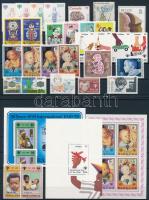International Children Year 31 diff stamps + 3 diff blocks, Nemzetközi Gyermekév 31 klf bélyeg + 3 klf blokk 2 stecklapon