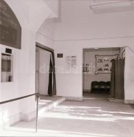 1973 Budapest, Tétény mozi kívül-belül, 6 db szabadon felhasználható negatív, 6x7 cm